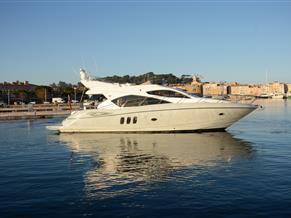 SUNSEEKER MANHATTAN 52