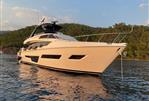 FERRETTI YACHTS 780