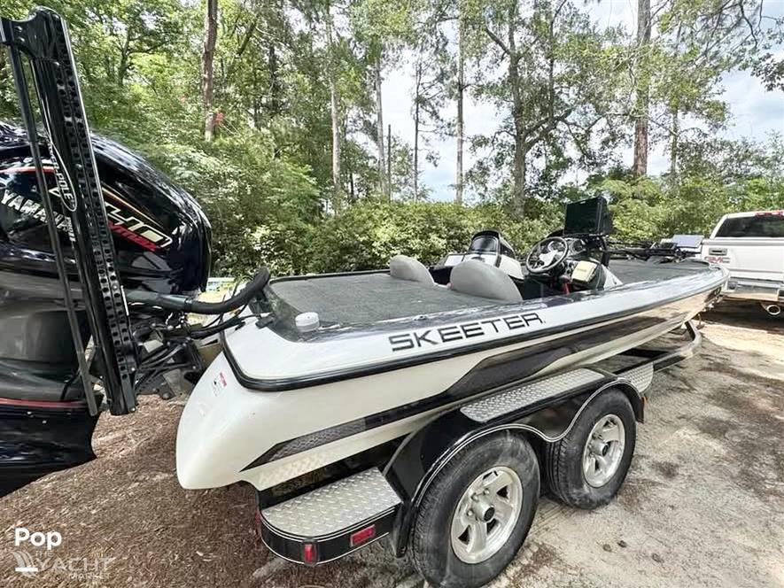 Skeeter ZX 225 - Skeeter ZS 225