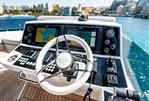 Sunseeker 76 Yacht - 11 - Flybridge Helm