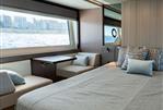 Sunseeker 76 Yacht - 36 - Master Cabin
