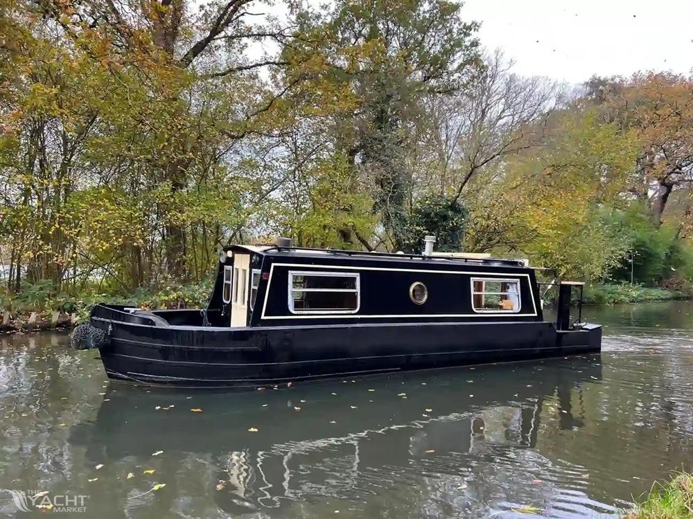Springer 24&#39; Waterbug Narrowboat