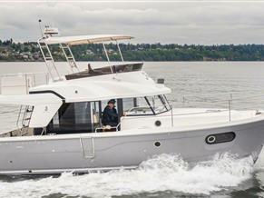 Beneteau Swift Trawler 35