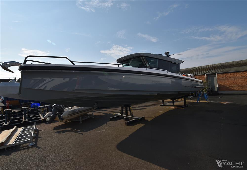 Axopar 37XC Cross Cabin - 0 - Cover