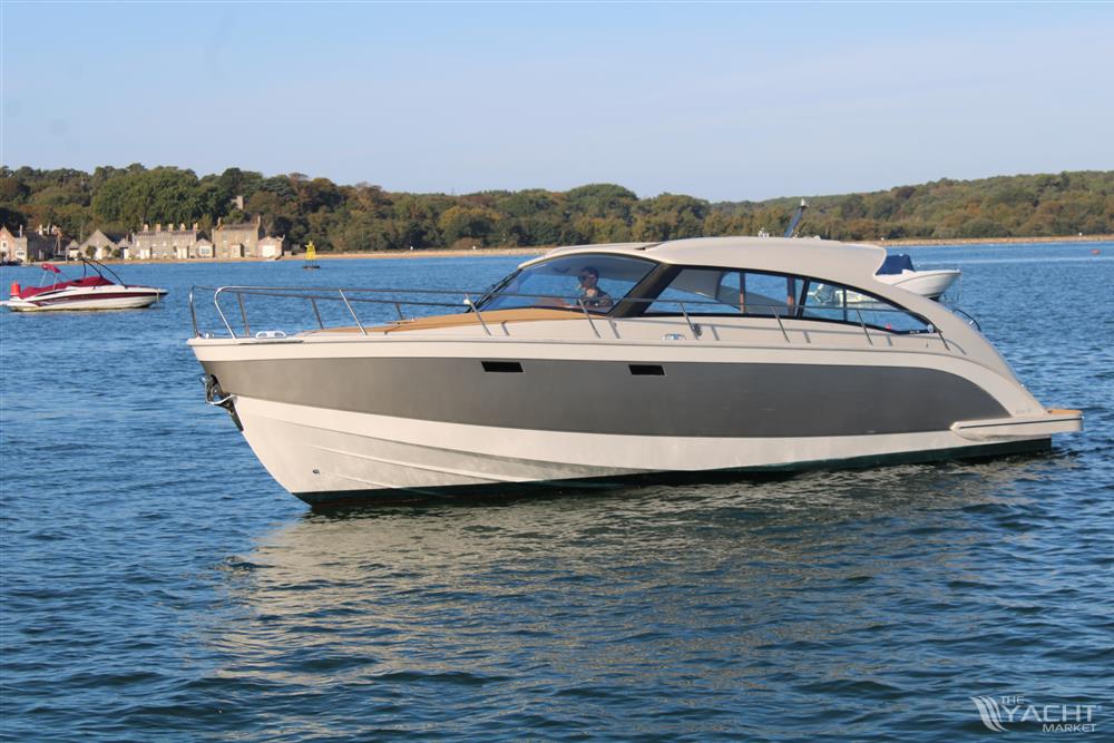 MB YACHTS Rene 36