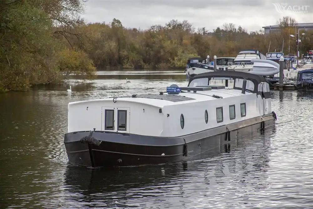 Collingwood Hoxton 2 70 Widebeam