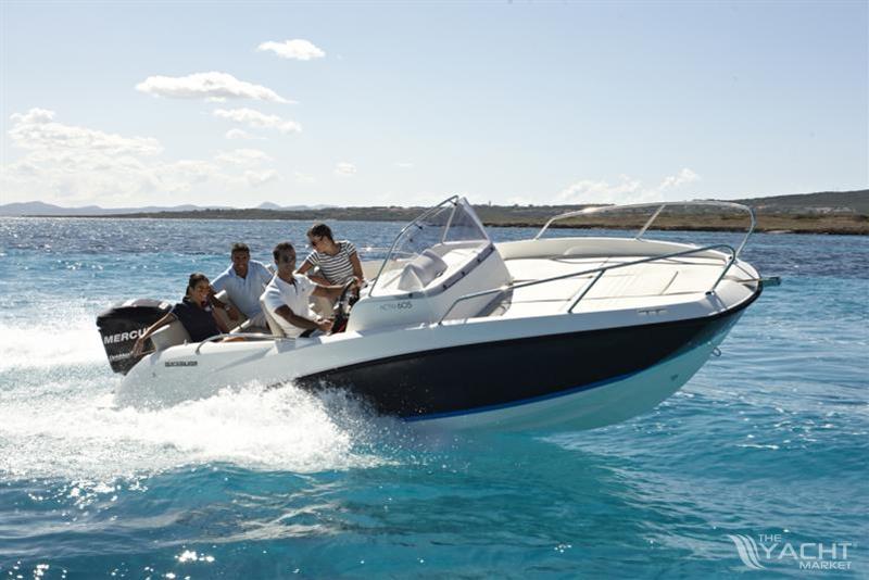 QUICKSILVER ACTIV 605 SUNDECK