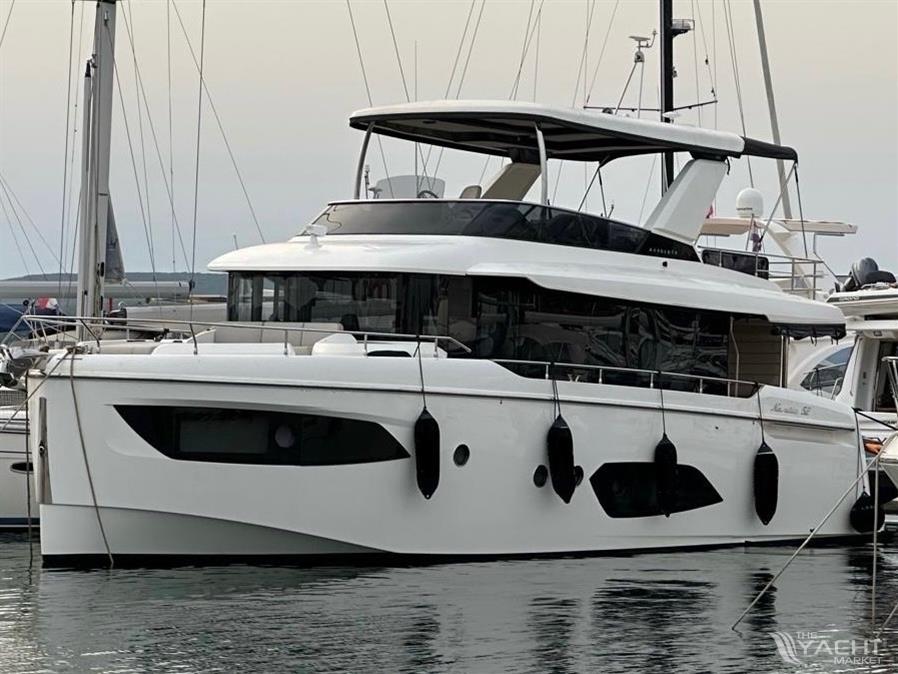Absolute Navetta 52