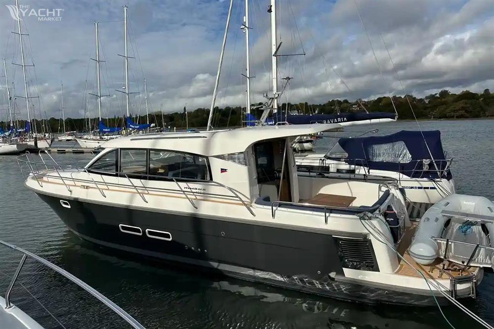 Nimbus 405 Coup&#233; - Nimbus 405 Coup&#233;