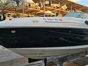 Sea Ray Sundeck 240