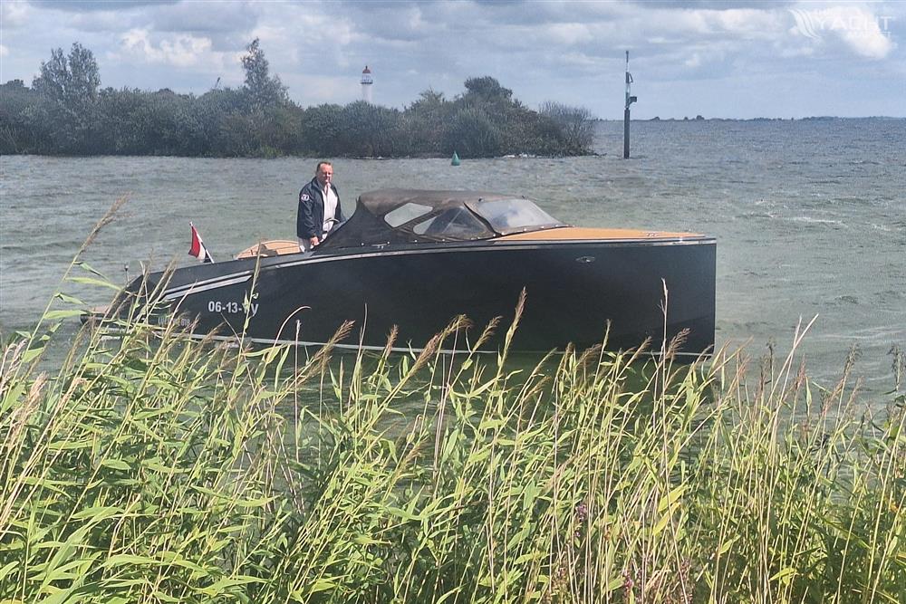 Lifestyle 818 Tender