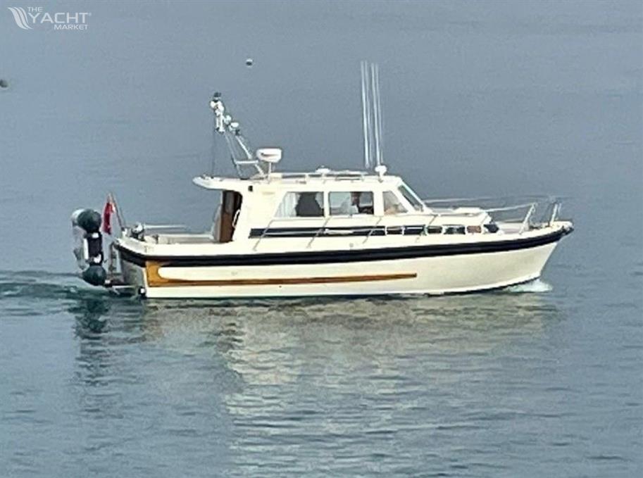 Aquastar Ocean Ranger 33 Aft Cockpit