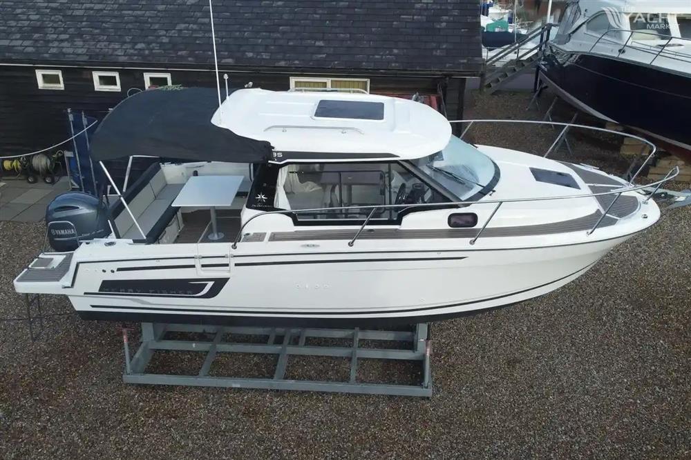 Jeanneau Merry Fisher 795