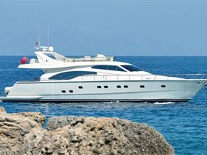 Ferretti Yachts 680