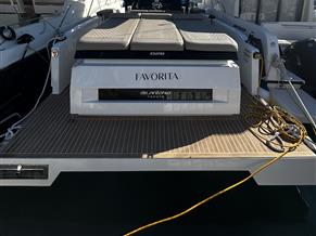 De Antonio Yachts D28