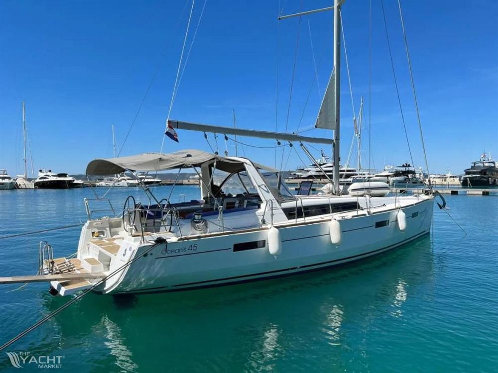 Beneteau Oceanis 45