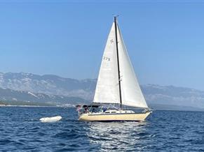 Islander 36 Tall rig