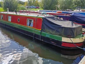 40ft Cruiser Stern narrowboat called Beatrice