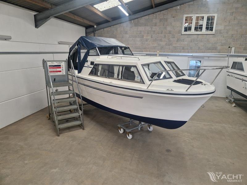 Viking 20 Wide Beam called Pluto