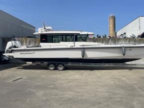 Axopar 37 Cross Cabin