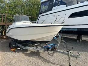 Quicksilver Activ 455 Open