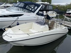 Quicksilver Activ 555 Open