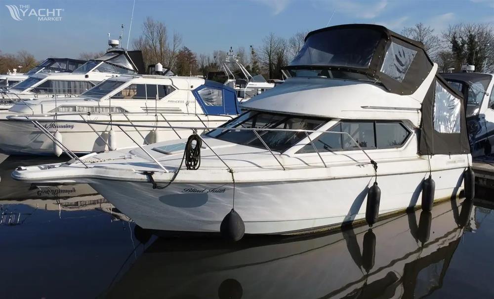 Bayliner 2858 Ciera Command Bridge