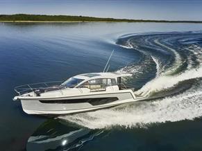 Sealine C335