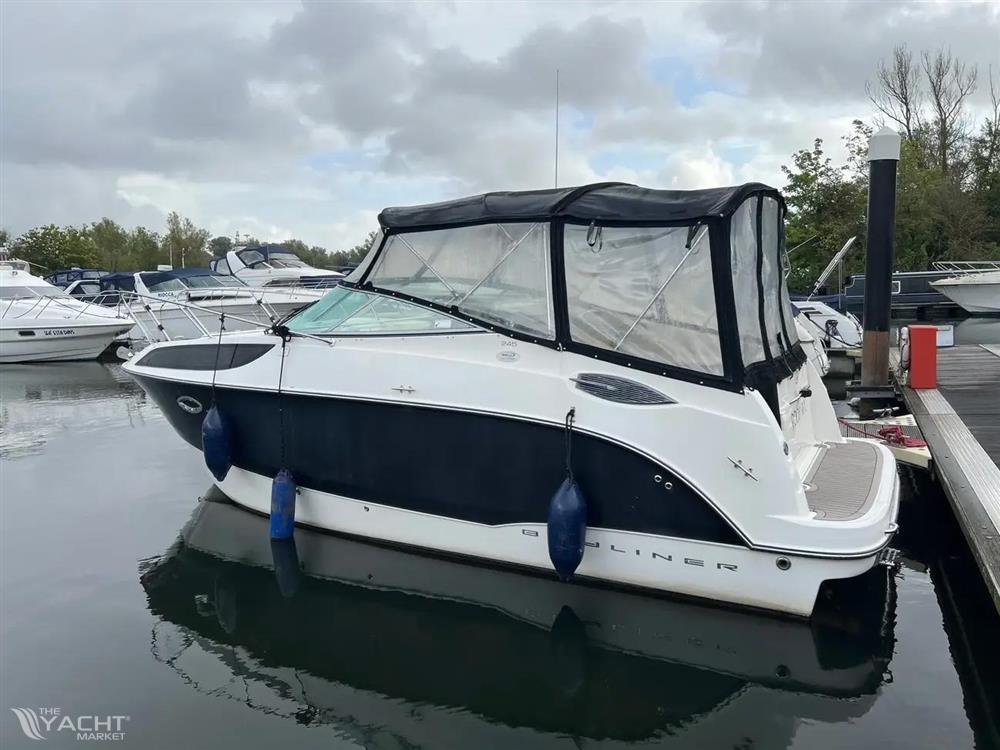 Bayliner 245 Cruiser