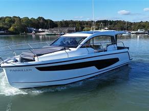 Sealine C335