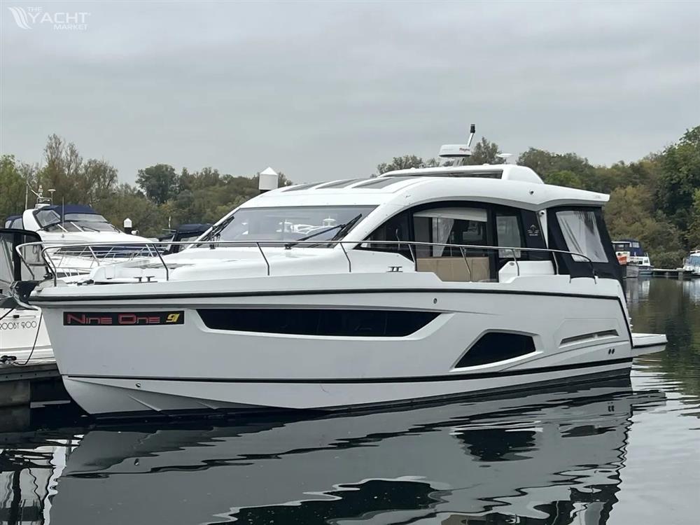 Sealine C430