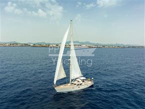 Oyster 485 Deck Saloon