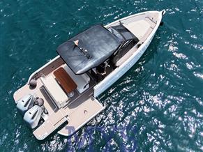 Virtue Yachts V10 Top