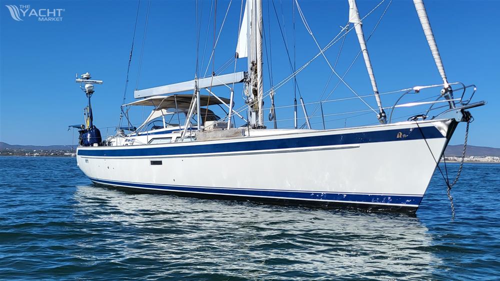 Hallberg Rassy 55