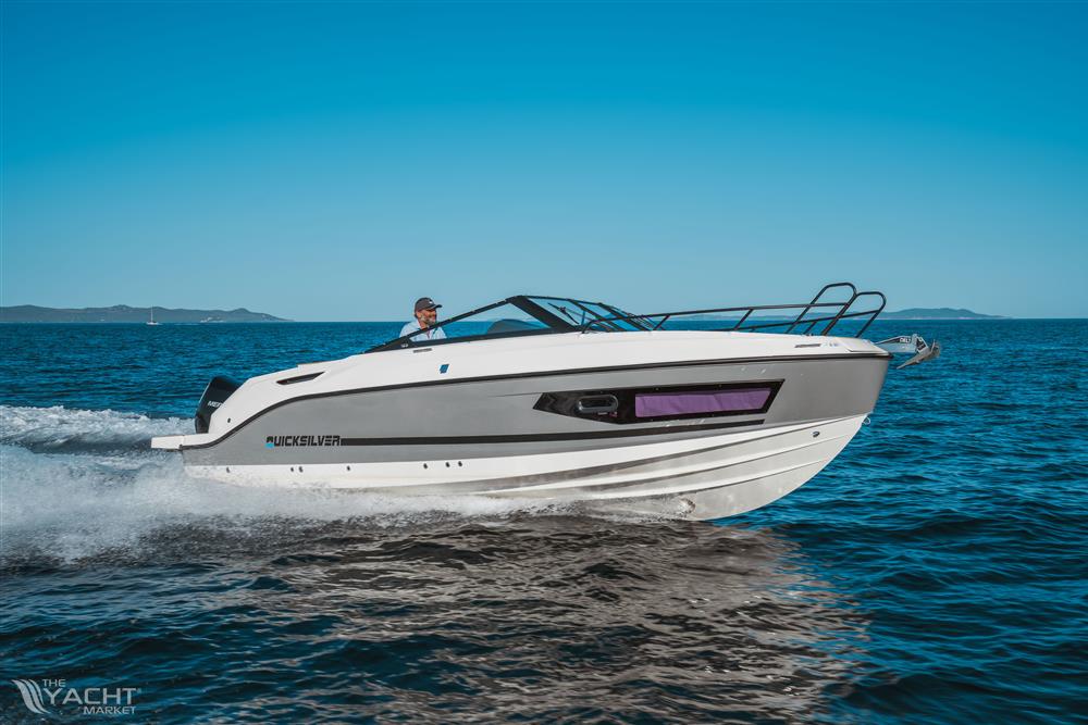 Quicksilver 755 Cruiser