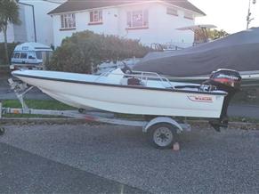 Boston Whaler Sport 13