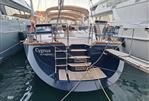 OYSTER YACHTS 82