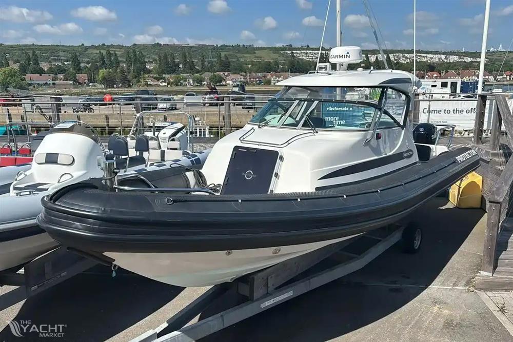 Protector 8.5 Cabin Rib