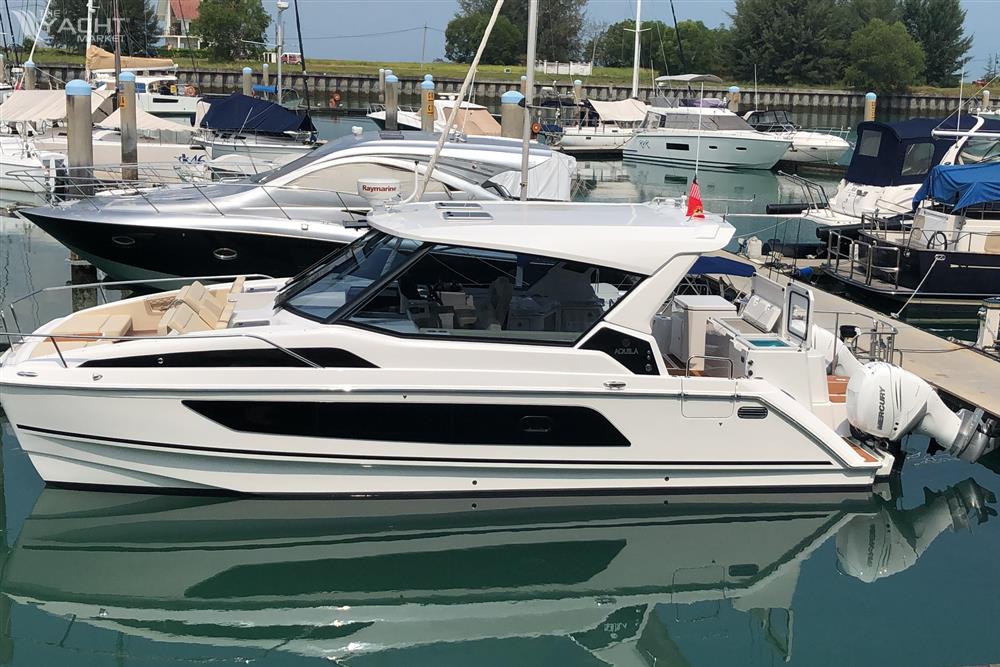 Aquila 36 Sport