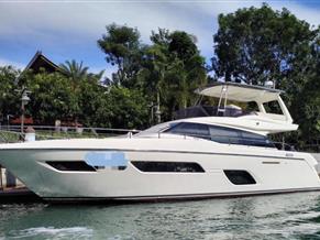 Ferretti Yachts 550