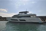 Ferretti Yachts 850