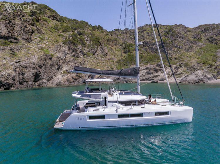 Lagoon 51 - Catalog photo