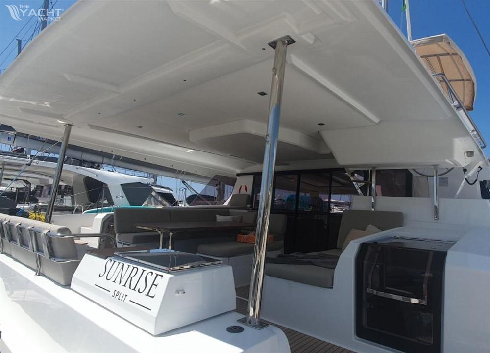 Fountaine Pajot Aura 51