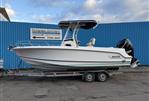 Boston Whaler  230