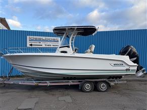Boston Whaler  230