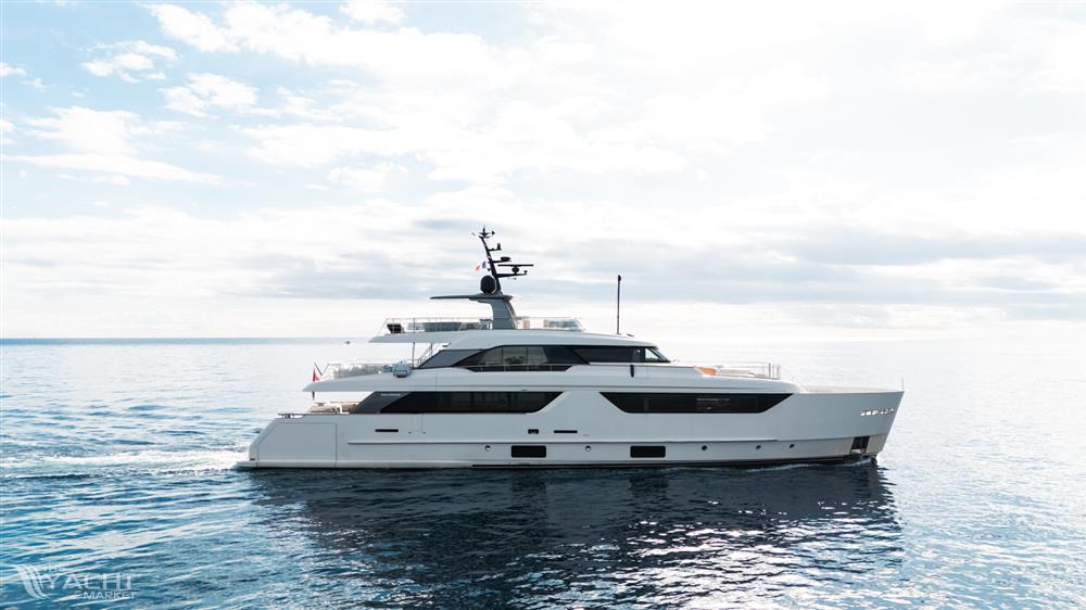 Sanlorenzo - Sanlorenzo-SD118-03-Motor-Yacht-for-Sale-Lengers-Yachts-1-of-18-scaled.jpg