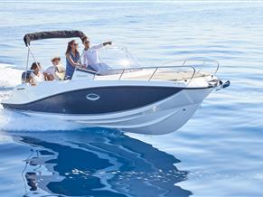 Quicksilver 675 Sundeck