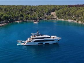 Ferretti Custom Line Custom Line navetta 33