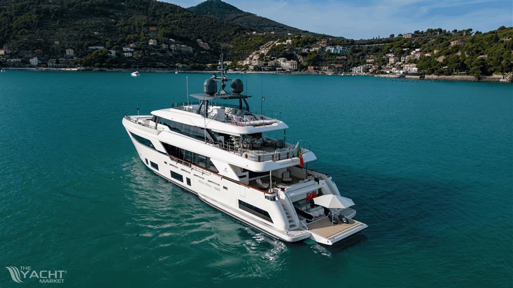 Ferretti Custom Line Custom Line 37 M Navetta