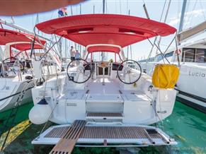 Beneteau Oceanis 38